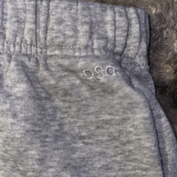 Woman’s DSG sweat pants - Picture 2 of 4